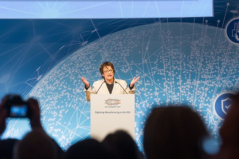 Federal Minister Brigitte Zypries at the conference entitled "Digitising Manufacturing in the G20 - Initiatives, Best Practices and Policy Approaches"; BMWi/Maurice Weiss 